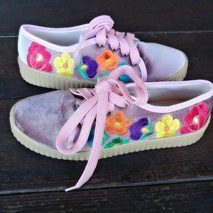 platform sneakers NWOT